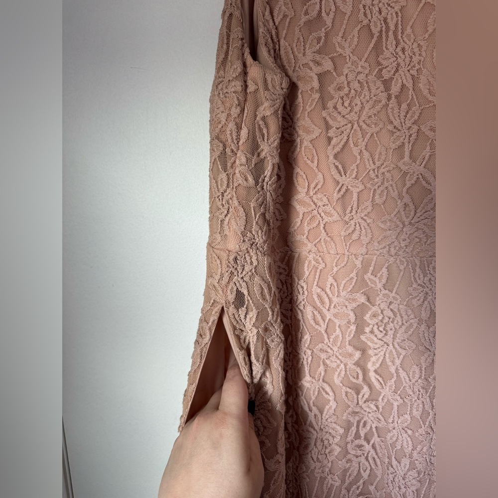 Torrid Sleeveless Lace Dress - Picture 4 of 6